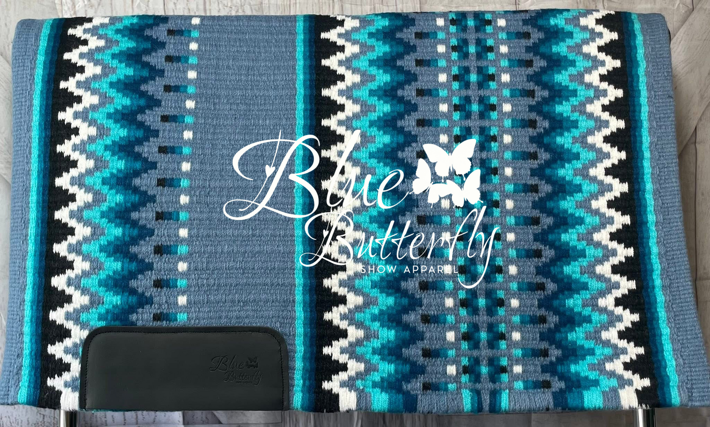 In Stock Show Pad