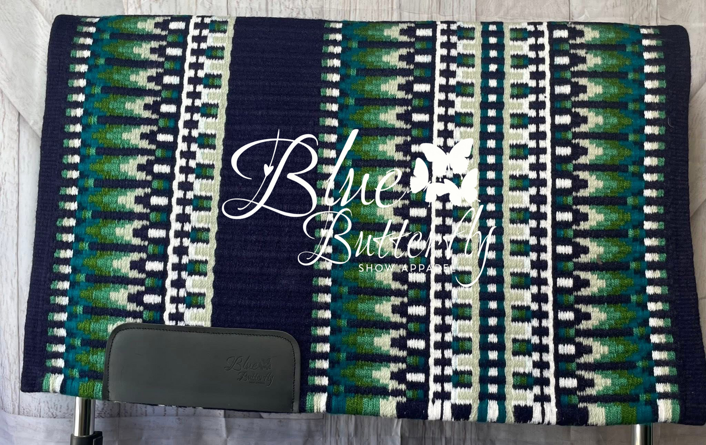In Stock Show Pad