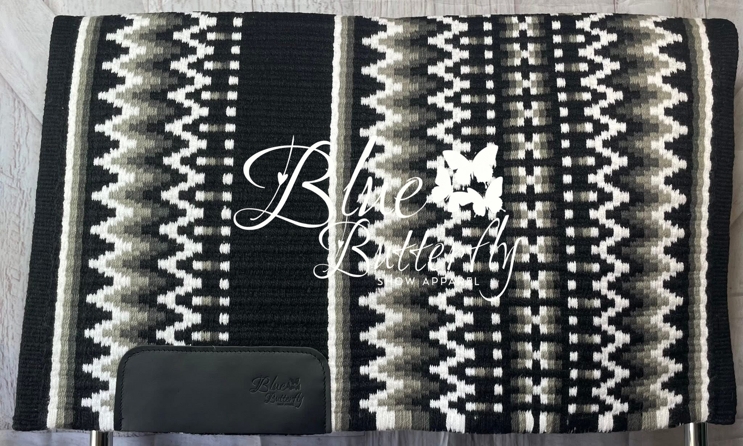 In Stock Show Pad