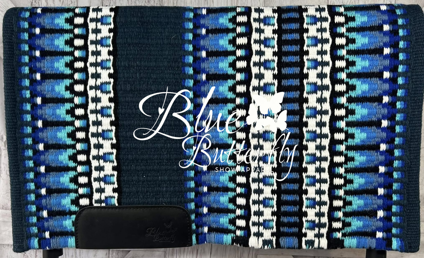 In Stock Show Pad