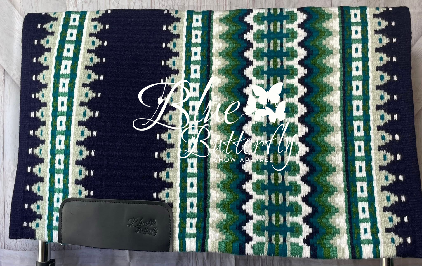 In Stock Show Pad