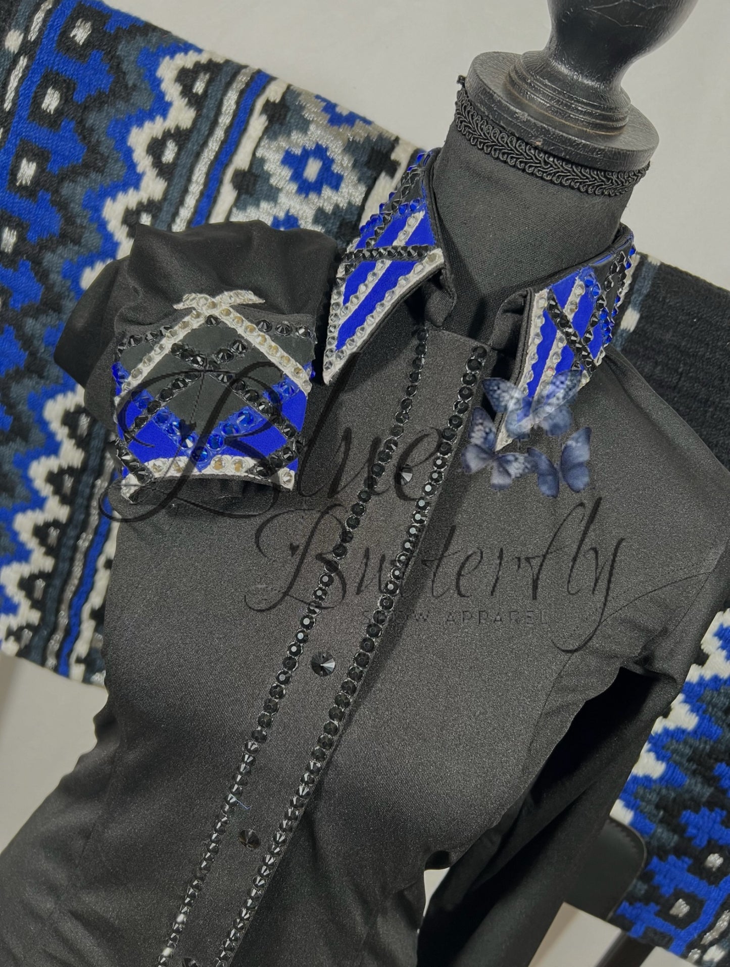 Molly In Black Day Shirt