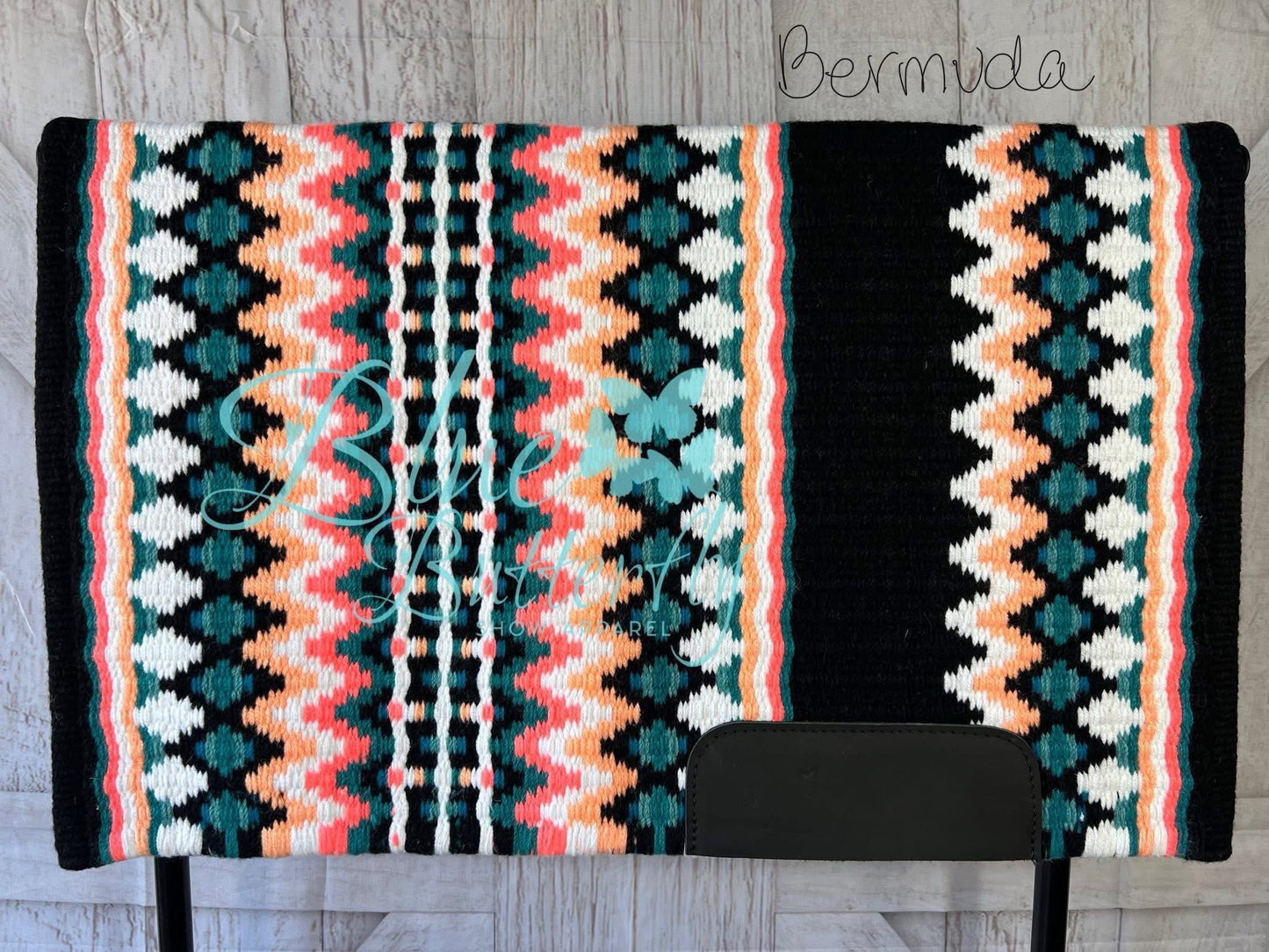 In Stock Show Pad (Bermuda)