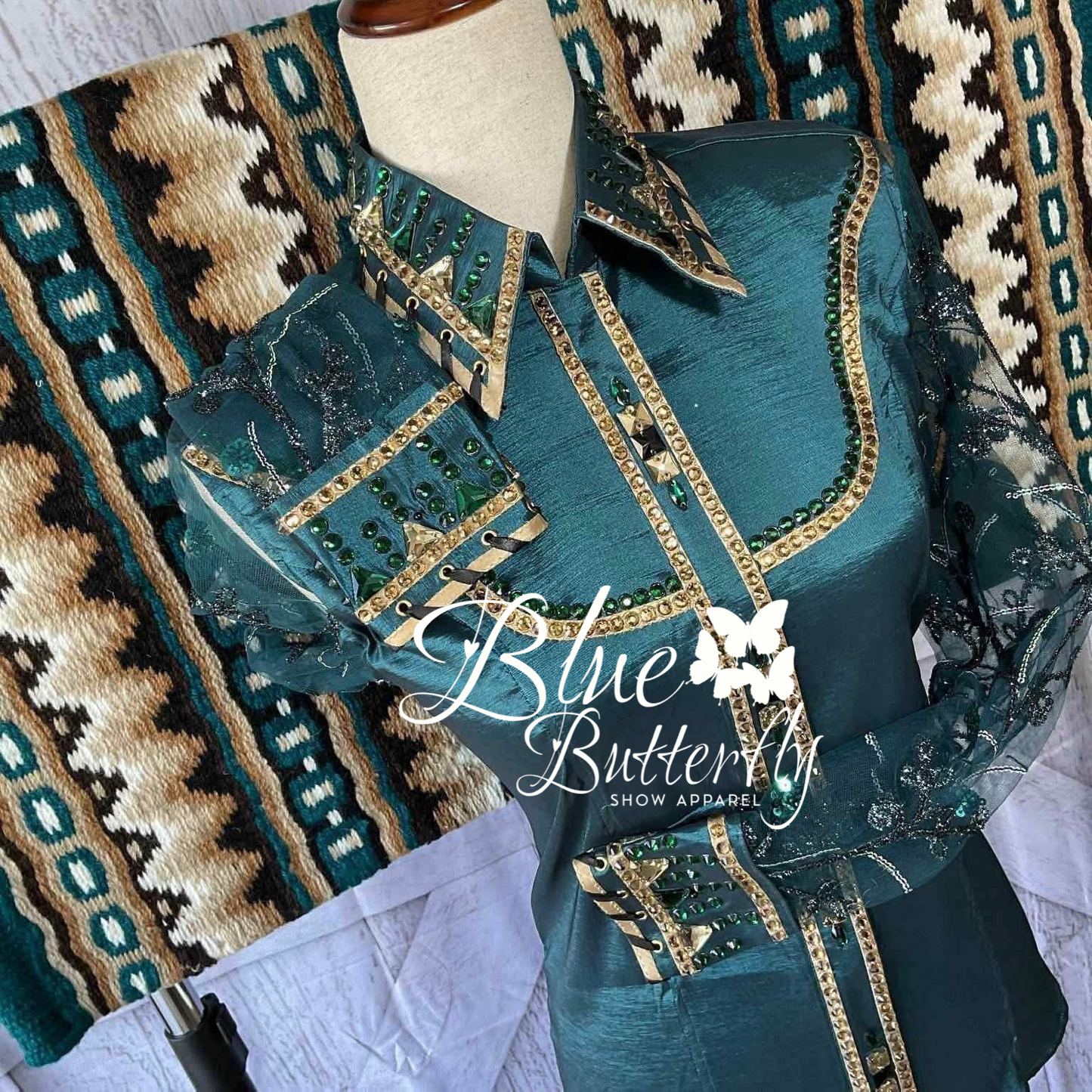 Betsy With Lace Sleeves